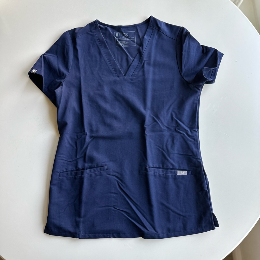 Women’s Fig Scrubs